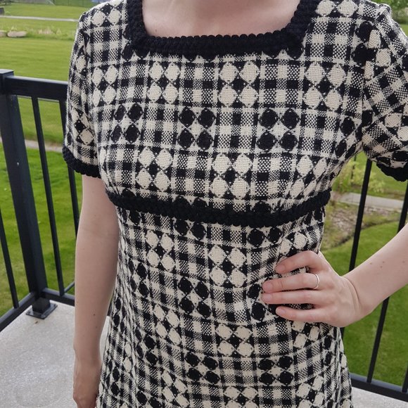 Jean Allen Vintage 1970s Boho Maxi Dress. - Picture 4 of 8